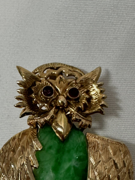 Chinese 14k Yellow Gold Owl Brooch Pin with Jade and Ruby Eyes. 2" H. 12.6 grams