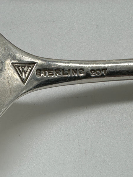 12 Dinner Forks. American Sterling Silver. W.M. Wilson & Son Philadelphia Fern