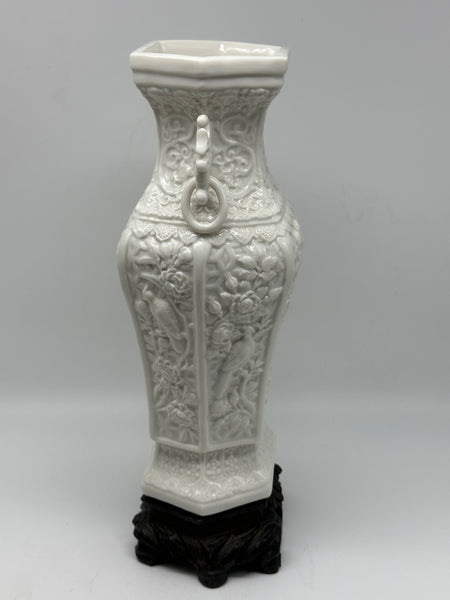 Chinese Blanc d'chine White Porcelain Vase. Circa 1920. Carved and Fitted Stand