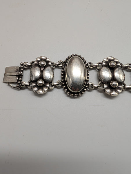 Bracelet. Early Georg Jensen Denmark. Sterling Silver. 7 3/8" Length