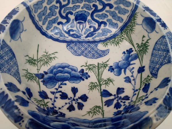 Japanese Imari Blue and White Porcelain Bowl