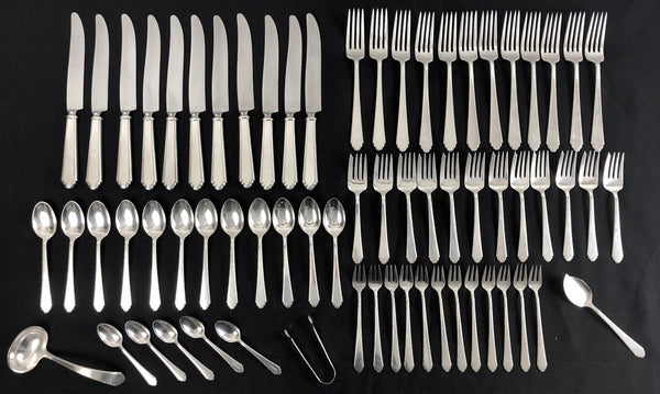 William & Mary (Sterling,1921,No Monos) by Lunt Silver Service for 12, 56 Pieces